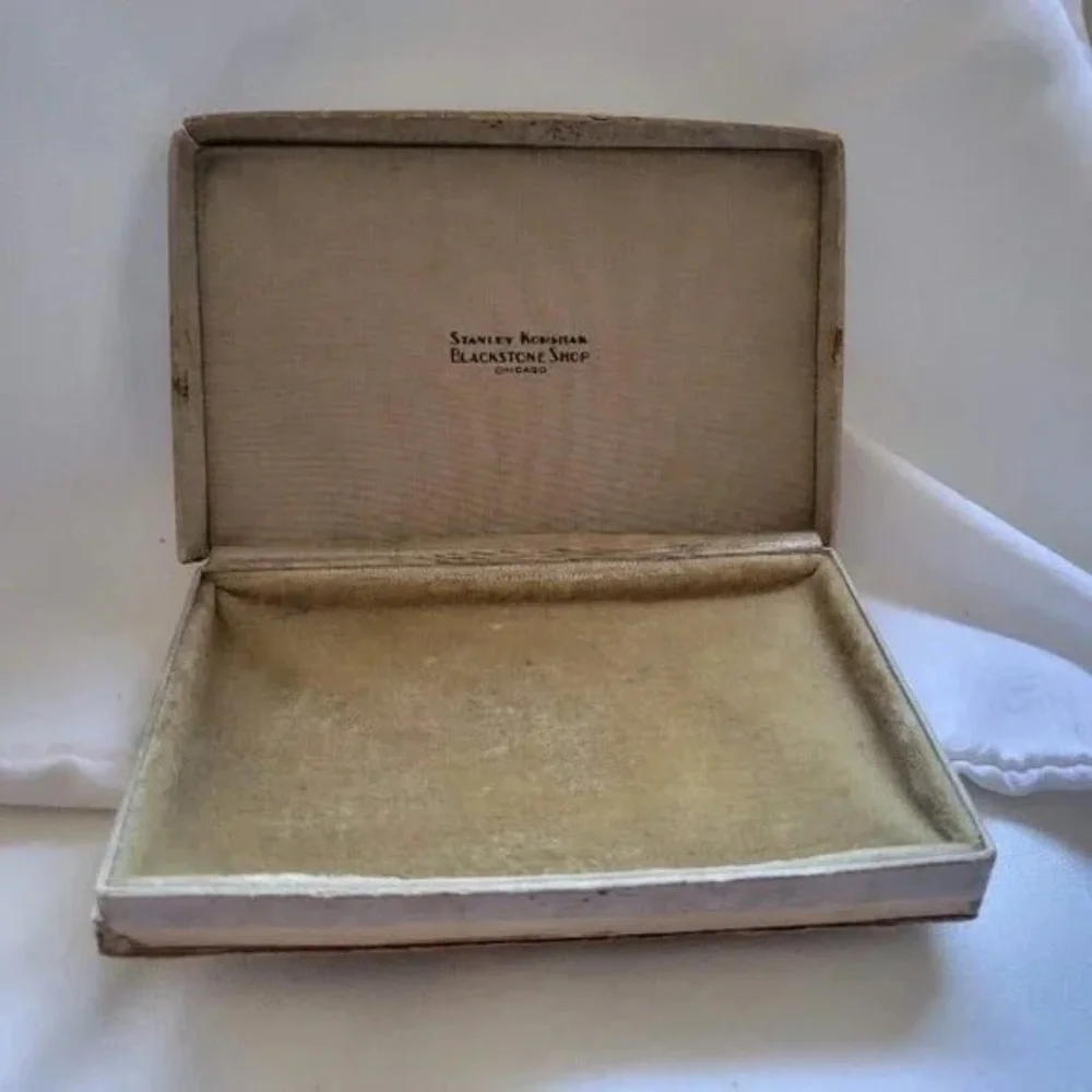 Vintage Mandalian Mesh Purse - Picture 7 of 14